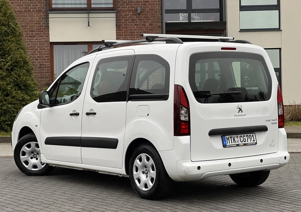 Peugeot Partner cena 34999 przebieg: 233627, rok produkcji 2017 z Piotrków Trybunalski małe 301
